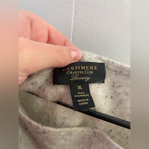 Cashmere Charter Club speckled gray cashmere sweater - Picture 3 of 9